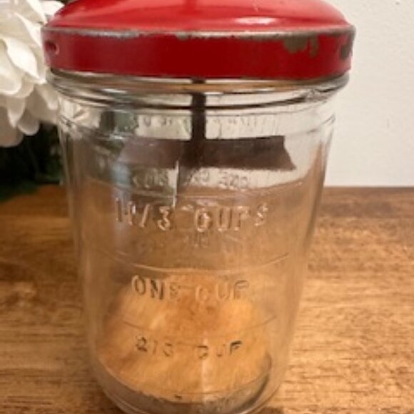 Vintage Glass Nut Chopper Manual Grinder with‎ Measuring Jar and Wooden Handle - Picture 2 of 6
